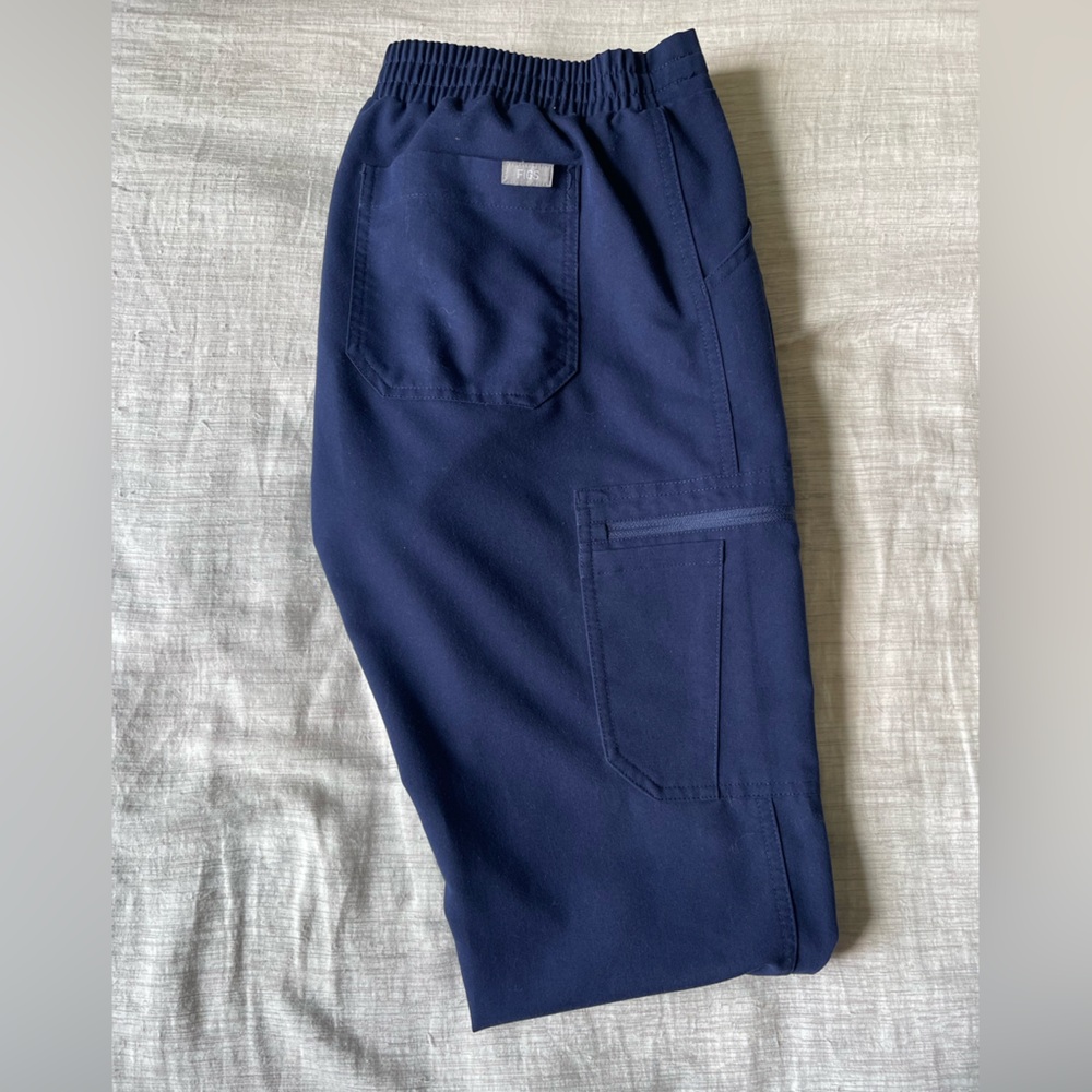 Figs bottoms size S/Tall
